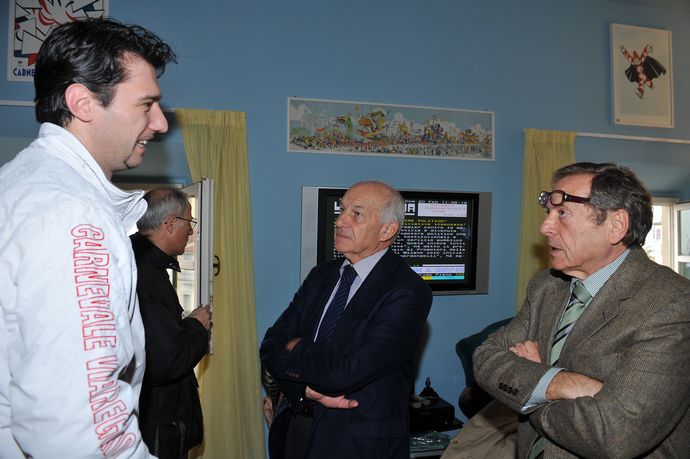 Ingrandisci la foto